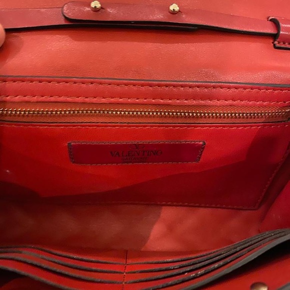 VALENTINO GARAVANI
Rockstud Shoulder Bag - Picture 6 of 7